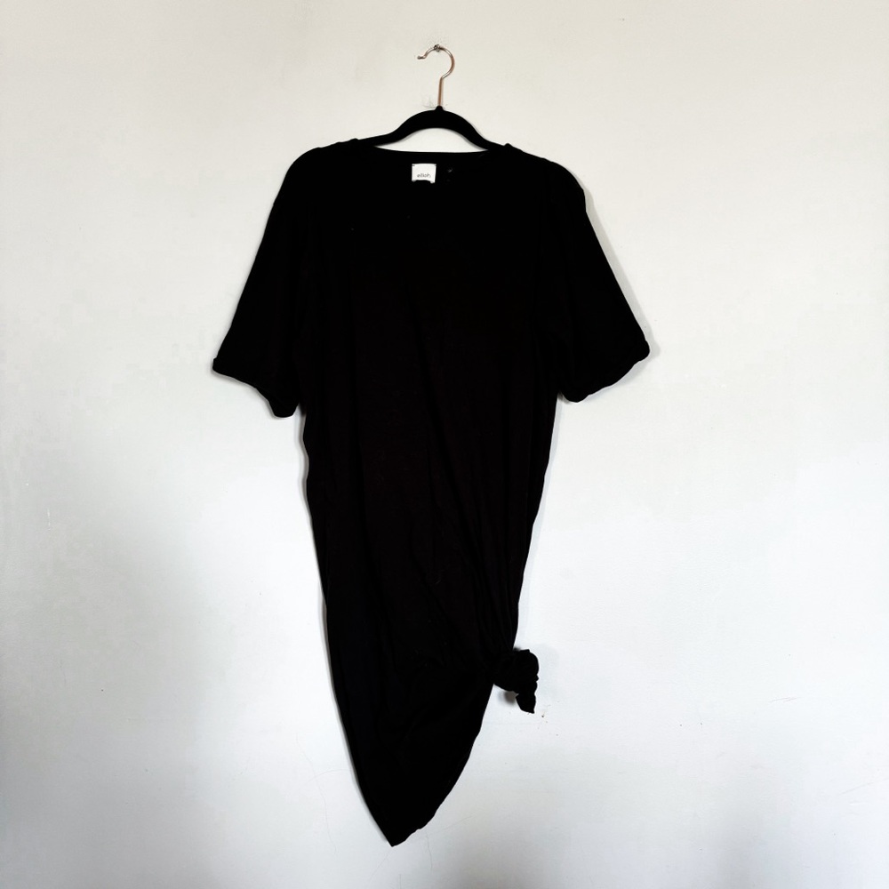 Elloh • T-Shirt Dress